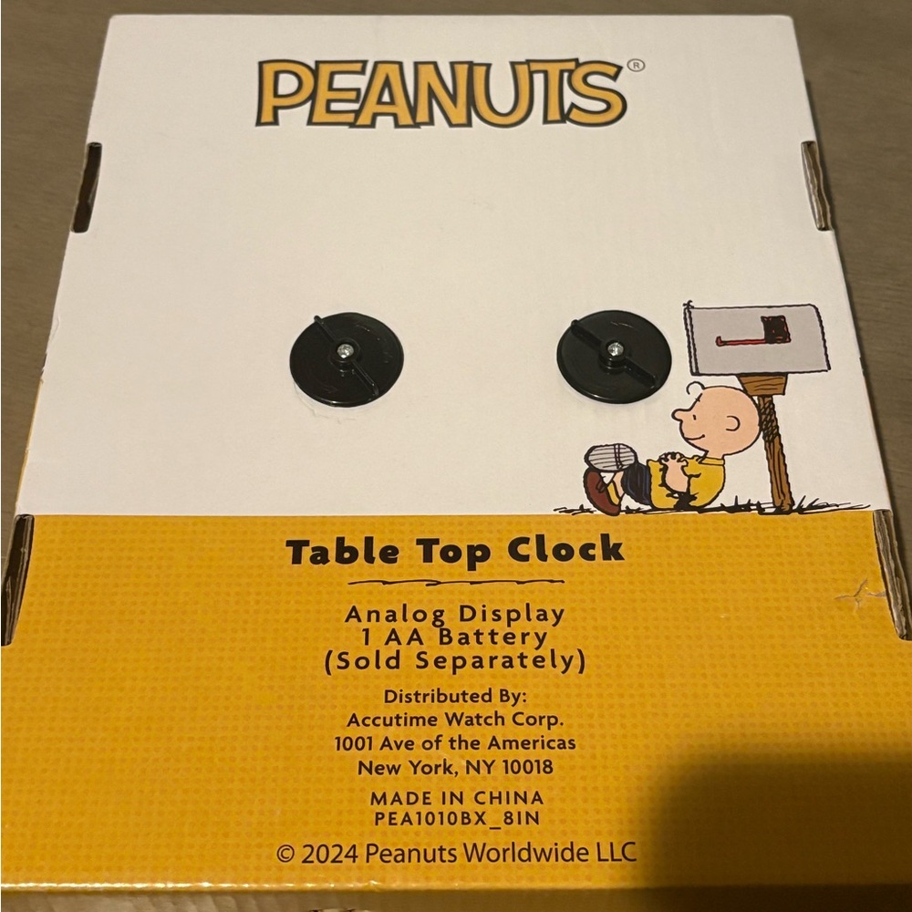 Peanuts snoopy table top clock - Red - Picture 4 of 5